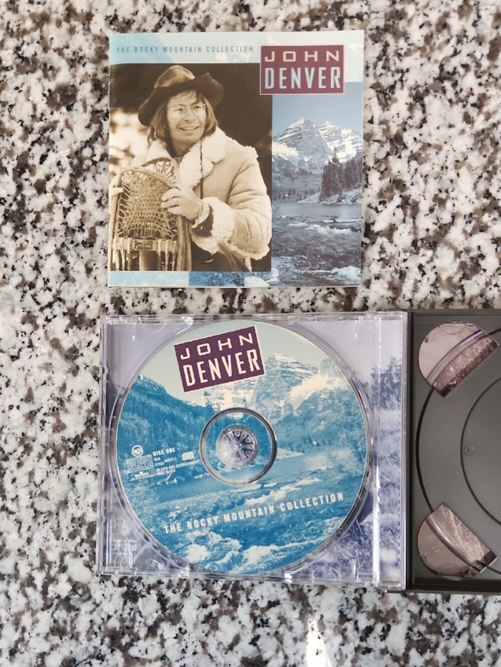 John Denver The Rocky Mountain Collection 2 Disc CD Set Autobiography Booklet - Picture 2 of 9